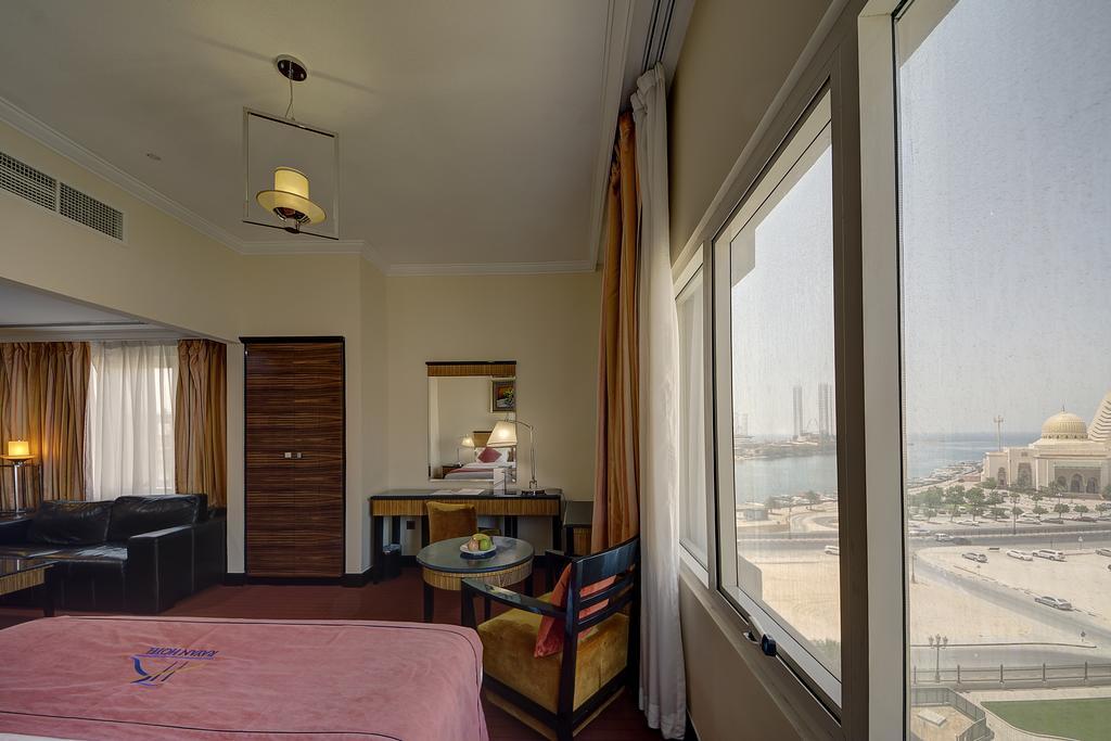 Rayan Hotel Corniche Sharjah Eksteriør billede