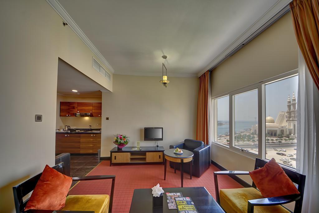 Rayan Hotel Corniche Sharjah Eksteriør billede